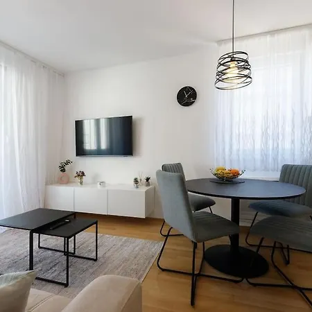 Apartment Pastel *